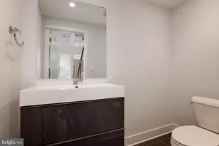 301 Brown St, Philadelphia, PA 19123 - Photo 26