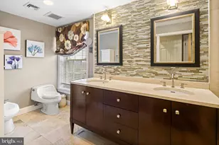 313 N 3rd St, Philadelphia, PA 19106 - Photo 20