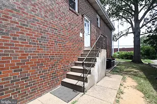 1843 Beyer Ave, Philadelphia, PA 19115 - Photo 4
