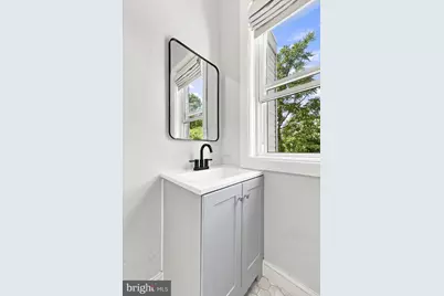 571 Martin Street, Philadelphia, PA 19128 - Photo 20
