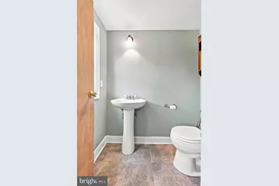571 Martin Street, Philadelphia, PA 19128 - Photo 12
