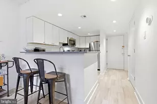 870 N 28th St, Philadelphia, PA 19130 - Photo 4
