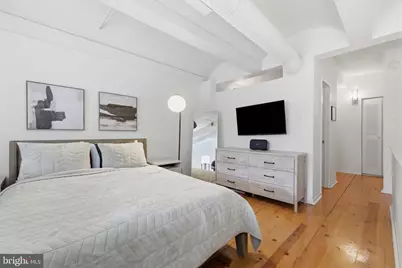 870 N 28th Street #103, Philadelphia, PA 19130 - Photo 16