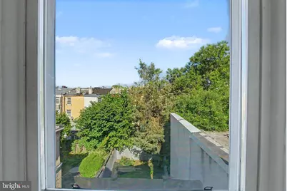 915 N 6th Street, Philadelphia, PA 19123 - Photo 18