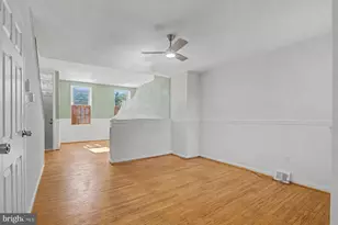 915 N 6th St, Philadelphia, PA 19123 - Photo 8