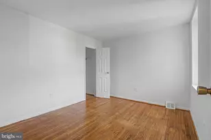 915 N 6th St, Philadelphia, PA 19123 - Photo 34