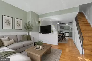 915 N 6th St, Philadelphia, PA 19123 - Photo 1