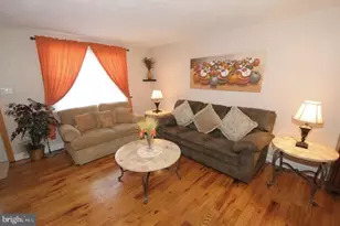 324 Dawson St, Philadelphia, PA 19128 - Photo 4