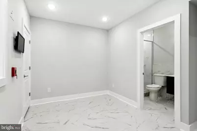 2125 E Norris Street #1, Philadelphia, PA 19125 - Photo 8