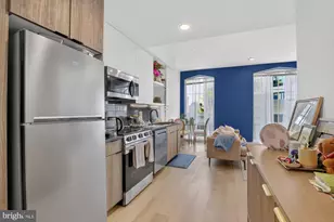 689 N Broad St, Philadelphia, PA 19123 - Photo 2
