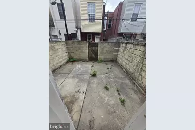 2005 S Beechwood Street, Philadelphia, PA 19145 - Photo 10