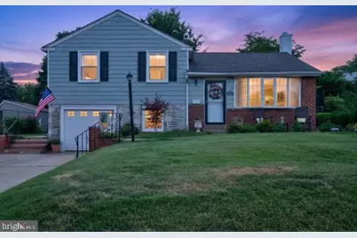 3801 Chalfont Drive, Philadelphia, PA 19154 - Photo 2