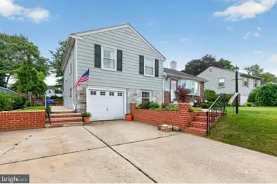 3801 Chalfont Drive, Philadelphia, PA 19154 - Photo 4