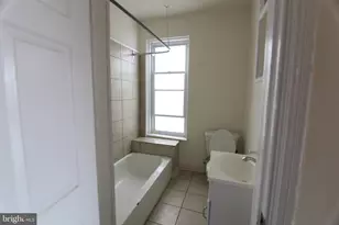 1916 N Gratz St, Philadelphia, PA 19121 - Photo 10