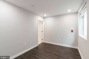 751 N 20th St, Philadelphia, PA 19130 - Photo 18