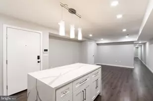 751 N 20th St, Philadelphia, PA 19130 - Photo 6
