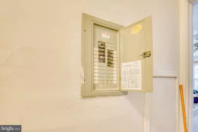 1516 W Westmoreland Street, Philadelphia, PA 19140 - Photo 32