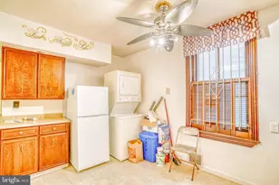 1516 W Westmoreland St, Philadelphia, PA 19140 - Photo 18