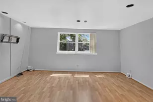 1100 Surrey Rd, Philadelphia, PA 19115 - Photo 2