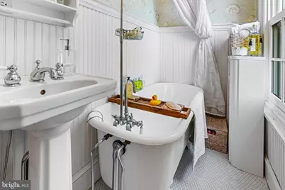 8615 Evergreen Place, Philadelphia, PA 19118 - Photo 24