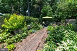 8615 Evergreen Pl, Philadelphia, PA 19118 - Photo 32