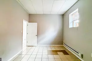 1627 Jackson St, Philadelphia, PA 19145 - Photo 12