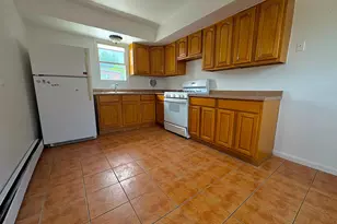 7816 Frontenac St, Philadelphia, PA 19111 - Photo 4