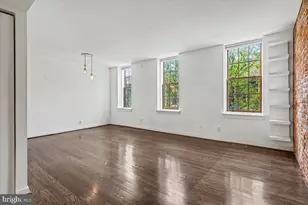 301 Race St, Philadelphia, PA 19106 - Photo 4
