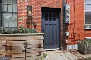 2208 Taggert St, Philadelphia, PA 19125 - Photo 2