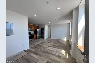 700 W Girard Avenue, Philadelphia, PA 19123 - Photo 4