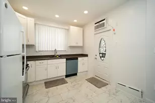 1037 Snyder Ave, Philadelphia, PA 19148 - Photo 6