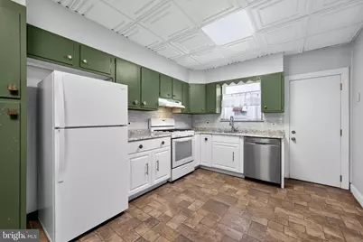 2336 S Chadwick Street, Philadelphia, PA 19145 - Photo 8