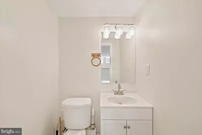 2653 S 6th Street, Philadelphia, PA 19148 - Photo 32
