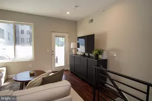 1616 Cambridge St, Philadelphia, PA 19130 - Photo 14