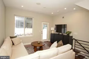 1616 Cambridge St, Philadelphia, PA 19130 - Photo 12