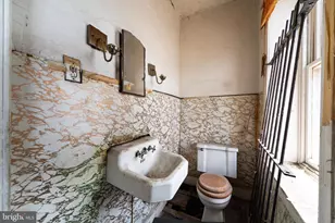 2312 Reed St, Philadelphia, PA 19146 - Photo 14