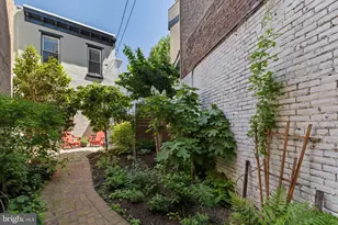 2123 Fitzwater St, Philadelphia, PA 19146 - Photo 4