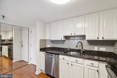 2001 Hamilton Street #1103, Philadelphia, PA 19130 - Photo 8