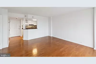 2001 Hamilton Street #1103, Philadelphia, PA 19130 - Photo 6