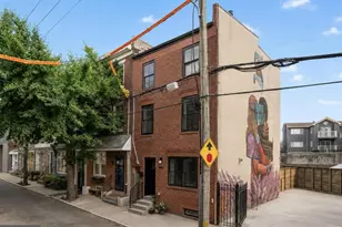 440 Poplar St, Philadelphia, PA 19123 - Photo 2