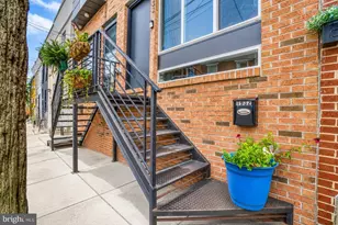 1932 E Oakdale St, Philadelphia, PA 19125 - Photo 2