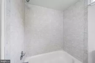 619 S 42nd St, Philadelphia, PA 19104 - Photo 14