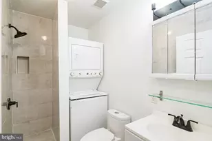 305 N 41st St, Philadelphia, PA 19104 - Photo 22