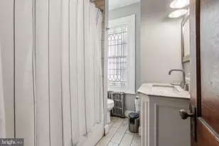 4646 Hazel Ave, Philadelphia, PA 19143 - Photo 28