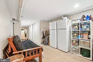 4646 Hazel Ave, Philadelphia, PA 19143 - Photo 36