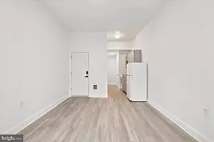 1904 N 2nd St, Philadelphia, PA 19122 - Photo 8