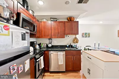 761 S 5th Street #B, Philadelphia, PA 19147 - Photo 8
