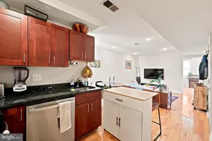 761 S 5th St, Philadelphia, PA 19147 - Photo 10