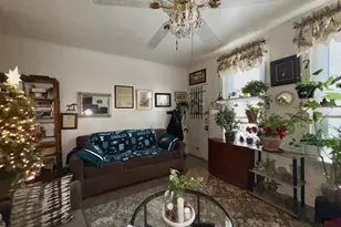638 W Mayfield St, Philadelphia, PA 19133 - Photo 6