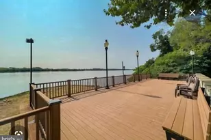 20201 Delaire Landing Rd, Philadelphia, PA 19114 - Photo 2